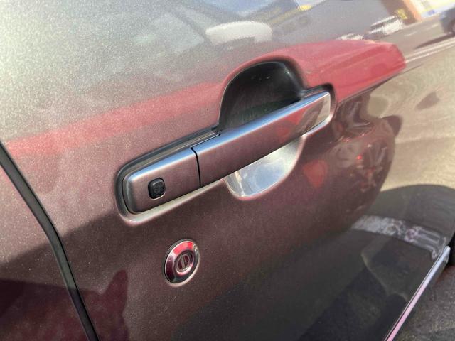 デイズルークス ハイウェイスター　Ｘ　Ｖセレクション　ドライブレコーダー　ＥＴＣ　全周囲カメラ　両側電動スライドドア　ナビ　ＴＶ　衝突被害軽減システム　ＨＩＤ　スマートキー　アイドリングストップ　電動格納ミラー　ベンチシート　ＣＶＴ　盗難防止システム（33枚目）