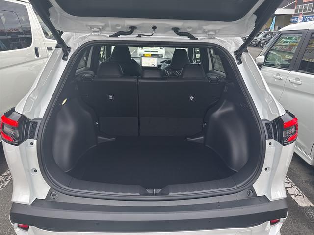 カローラクロス ハイブリッド　Ｚ　モデリスタエアロ　ブラインドスポットＢＳＭ　ＳＡＥ　パノラマモニター　パノラマルーフ（27枚目）