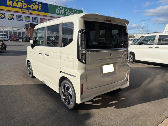 スペーシアカスタム ハイブリッドＸＳターボ　／ターボ／衝突被害軽減支援ブレーキ／ヘッドアップディスプレイ／両側電動スライドドア／大型カーナビ／シートヒーター／ステアリングヒーター／純正アルミホイール／（7枚目）