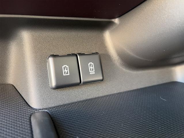 スペーシアカスタム ハイブリッドＸＳターボ　／ターボ／衝突被害軽減支援ブレーキ／ヘッドアップディスプレイ／両側電動スライドドア／大型カーナビ／シートヒーター／ステアリングヒーター／純正アルミホイール／（44枚目）