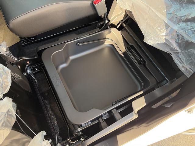 スペーシアカスタム ハイブリッドＸＳターボ　／ターボ／衝突被害軽減支援ブレーキ／ヘッドアップディスプレイ／両側電動スライドドア／大型カーナビ／シートヒーター／ステアリングヒーター／純正アルミホイール／（46枚目）