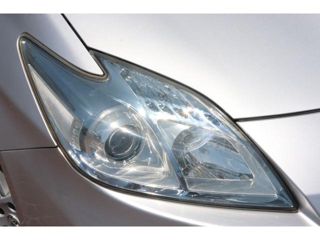 プリウス Ｌ　走行距離無制限　一年保証　車検整備付き　Ｐスタート　ＥＴＣ　盗難防止システム　Ｂカメラ　オートライト（7枚目）