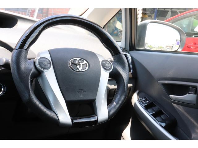 プリウス Ｌ　走行距離無制限　一年保証　車検整備付き　Ｐスタート　ＥＴＣ　盗難防止システム　Ｂカメラ　オートライト（14枚目）