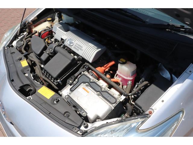 プリウス Ｌ　走行距離無制限　一年保証　車検整備付き　Ｐスタート　ＥＴＣ　盗難防止システム　Ｂカメラ　オートライト（33枚目）