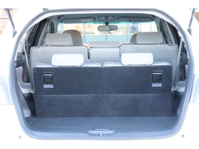 マークＸジオ ２４０　３ヵ月３千Ｋ保証　車検整備付き　ＰＵＳＨスタート　スマートキ―　オートライト　電動格納ミラー　３列シート（15枚目）