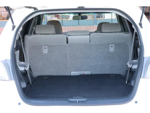 マークＸジオ ２４０　３ヵ月３千Ｋ保証　車検整備付き　ＰＵＳＨスタート　スマートキ―　オートライト　電動格納ミラー　３列シート（16枚目）
