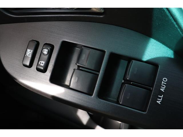 マークＸジオ ２４０　３ヵ月３千Ｋ保証　車検整備付き　ＰＵＳＨスタート　スマートキ―　オートライト　電動格納ミラー　３列シート（21枚目）