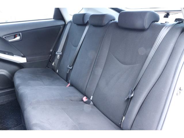 プリウス Ｌ　走行距離無制限１年保証　車検整備付き　ナビ　Ｂカメラ　ＡＷ　スマートキー　Ｐスタート　ＥＴＣ　オートライト（10枚目）
