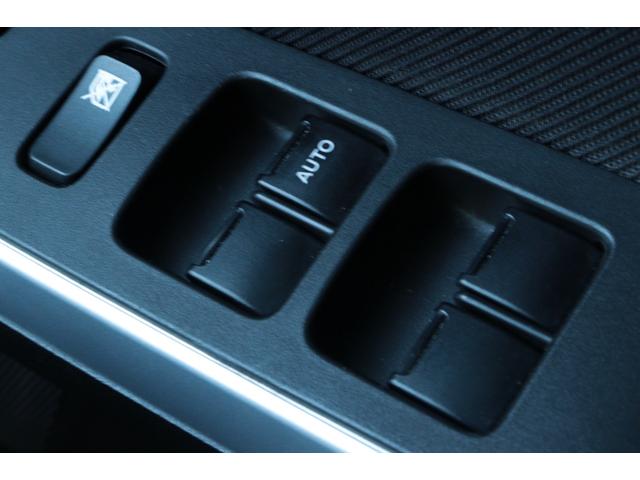 ソリオ ハイブリッドＭＺ　走行距離無制限　１年保証　車検整備付き　４ＷＤ　ナビ　Ｂカメラ　純正ＡＷ　両側電動スライドドア（30枚目）