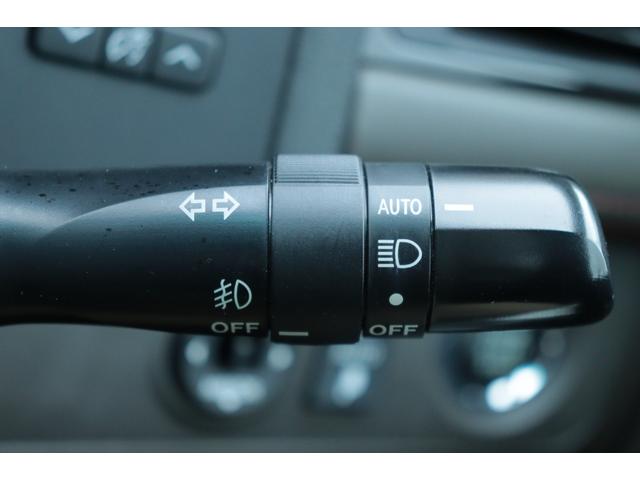 クラウン アスリート　保証付　車検整備付　ナビ　Ｂカメラ　スマートキ―　Ｐスタート　ＥＴＣ　ＨＩＤ　パワーシート　ＡＷ（25枚目）