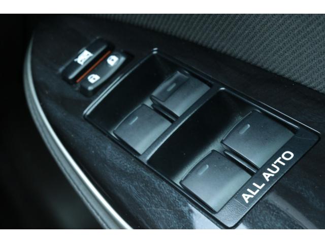 クラウン アスリート　保証付　車検整備付　ナビ　Ｂカメラ　スマートキ―　Ｐスタート　ＥＴＣ　ＨＩＤ　パワーシート　ＡＷ（29枚目）