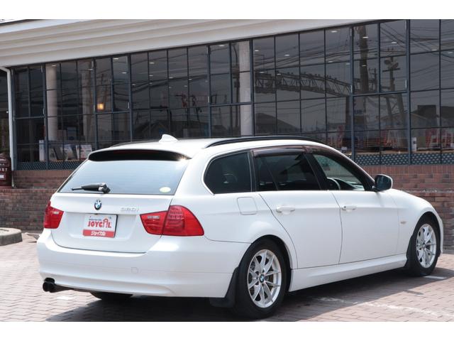 ３シリーズ ３２０ｉツーリング　ハイラインパッケージ　保証付　車検整備付　純正ナビ　Ｂカメラ　スマートキ―　Ｐスタート　ＡＷ（5枚目）