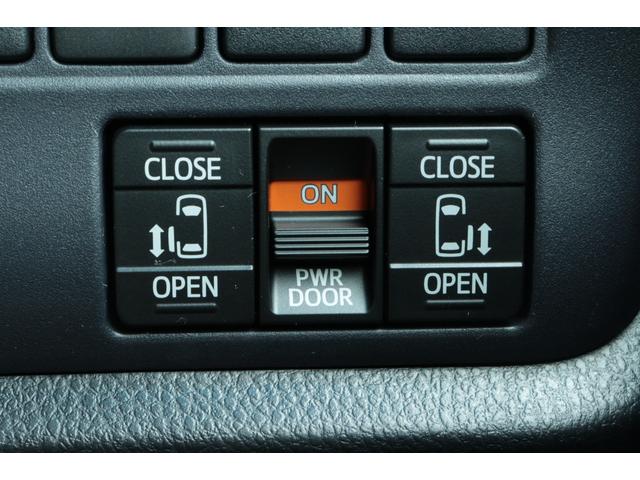 ヴォクシー Ｘ　走行距離無制限　１年保証　車検整備付き　ナビ　ＴＶ　Ｂカメラ　両側電動スライドドア　ＬＥＤヘッドライト　キーレス　ＥＴＣ　３列シート　ウォークスルー（25枚目）