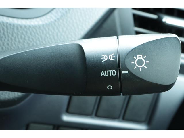 ヴォクシー Ｘ　走行距離無制限　１年保証　車検整備付き　ナビ　ＴＶ　Ｂカメラ　両側電動スライドドア　ＬＥＤヘッドライト　キーレス　ＥＴＣ　３列シート　ウォークスルー（27枚目）