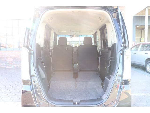 Ｎ－ＢＯＸカスタム Ｇ・Ｌパッケージ　走行距離無制限１年保証　車検整備付き　ナビ　Ｂカメラ　ＡＷ　スマートキ―　Ｐスタート　ＥＴＣ　ＨＩＤ　オートライト　両側電動スライドドア　ベンチシート（12枚目）