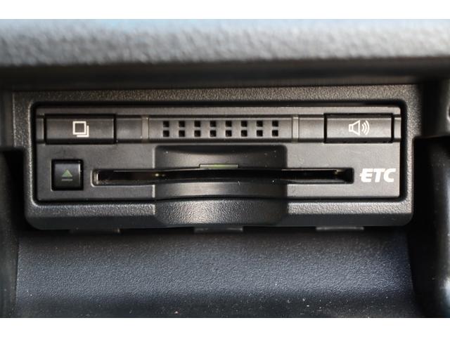 クラウンハイブリッド ロイヤルサルーンＧ　走行距離無制限　１年保証　車検整備付き　ナビ　Ｂカメラ　スマートキ―　純正ＡＷ　Ｐスタート　ＥＴＣ（28枚目）