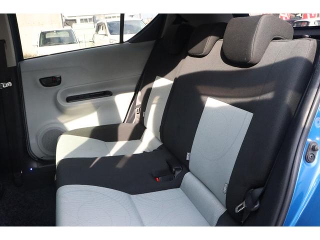 アクア S 走行距離無制限1年保証 車検整備付き ナビ Bカメラ スマートキ― Pスタート 電格ミラー HID シートヒーター(10枚目)