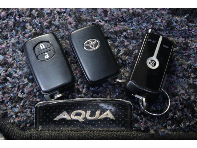 アクア S 走行距離無制限1年保証 車検整備付き ナビ Bカメラ スマートキ― Pスタート 電格ミラー HID シートヒーター(30枚目)