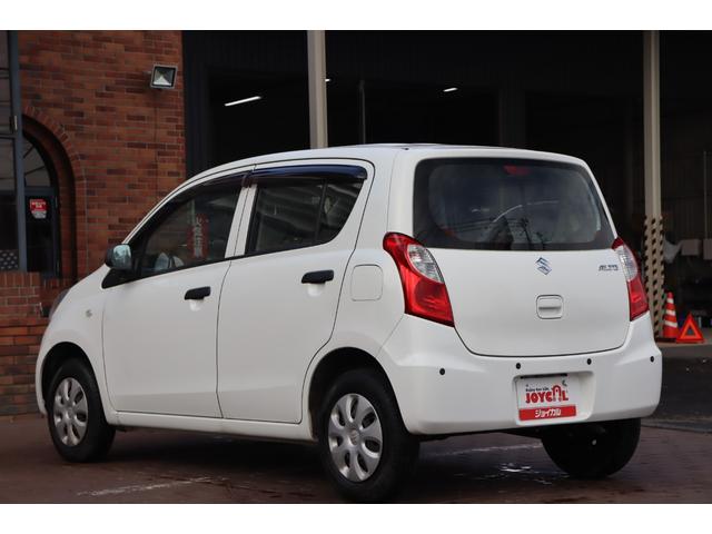 アルト Ｆ　走行距離無制限１年保証　車検整備付き　ナビ　キーレス　クリアランスソナー（8枚目）