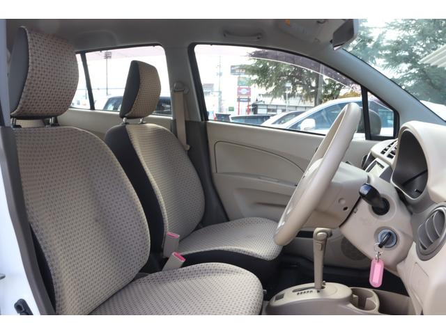 アルト Ｆ　走行距離無制限１年保証　車検整備付き　ナビ　キーレス　クリアランスソナー（10枚目）