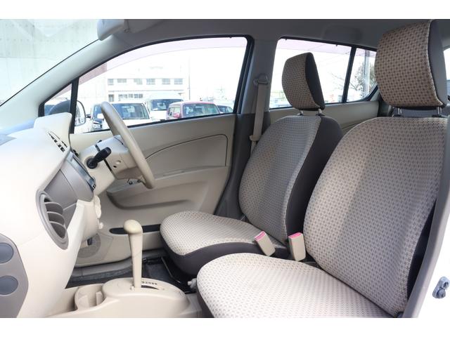 アルト Ｆ　走行距離無制限１年保証　車検整備付き　ナビ　キーレス　クリアランスソナー（11枚目）