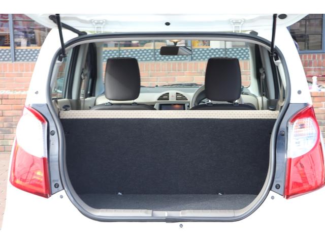 アルト Ｆ　走行距離無制限１年保証　車検整備付き　ナビ　キーレス　クリアランスソナー（13枚目）