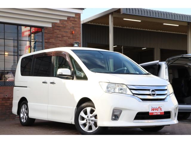 セレナ ハイウェイスター　走行距離無制限１年保証　車検整備付き　ナビ　Ｂカメラ　ＡＷ　クルーズコントロール　スマートキ―　Ｐスタート　ＥＴＣ　オートライト　ガラスルーフ　３列シート（6枚目）