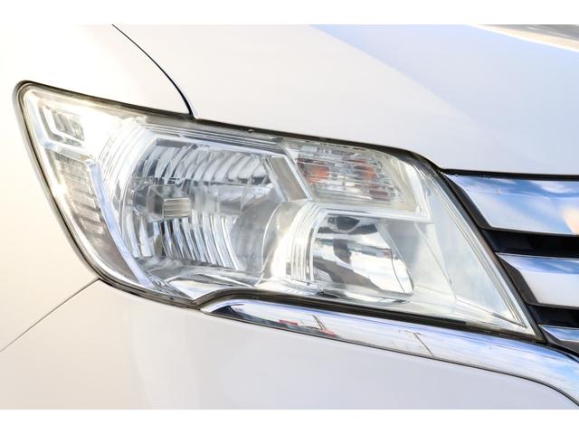 セレナ ハイウェイスター　走行距離無制限１年保証　車検整備付き　ナビ　Ｂカメラ　ＡＷ　クルーズコントロール　スマートキ―　Ｐスタート　ＥＴＣ　オートライト　ガラスルーフ　３列シート（9枚目）