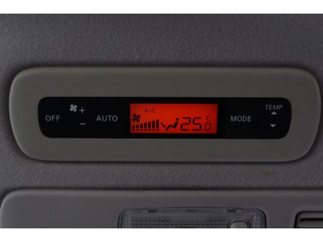 セレナ ハイウェイスター　走行距離無制限１年保証　車検整備付き　ナビ　Ｂカメラ　ＡＷ　クルーズコントロール　スマートキ―　Ｐスタート　ＥＴＣ　オートライト　ガラスルーフ　３列シート（20枚目）