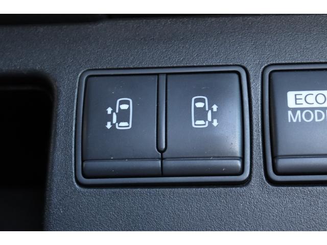 セレナ ハイウェイスター　走行距離無制限１年保証　車検整備付き　ナビ　Ｂカメラ　ＡＷ　クルーズコントロール　スマートキ―　Ｐスタート　ＥＴＣ　オートライト　ガラスルーフ　３列シート（31枚目）