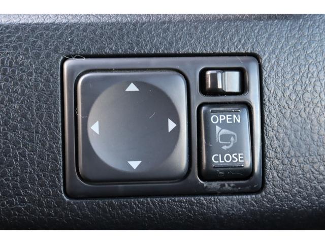 セレナ ハイウェイスター　走行距離無制限１年保証　車検整備付き　ナビ　Ｂカメラ　ＡＷ　クルーズコントロール　スマートキ―　Ｐスタート　ＥＴＣ　オートライト　ガラスルーフ　３列シート（32枚目）