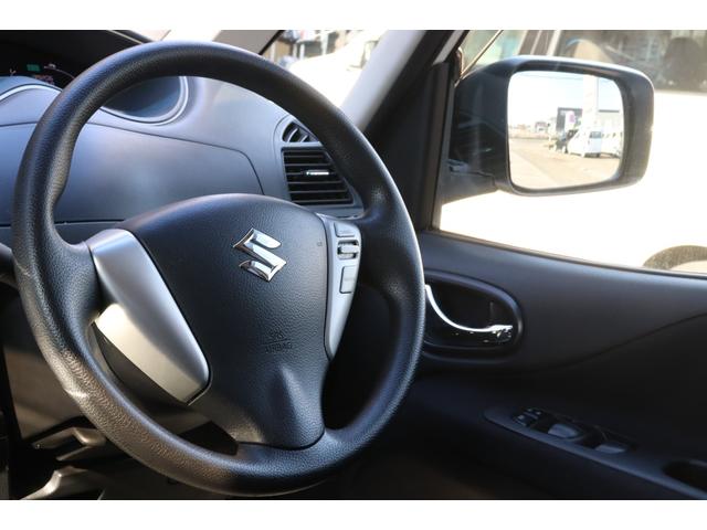 ランディ ２．０Ｘ　Ｓ－ハイブリッド　保証付　車検整備付　社外ＡＷ　クルーズコントロール　スマートキ―　Ｐスタート　盗難防止システム　電格ミラー　オートライト　３列シート（16枚目）