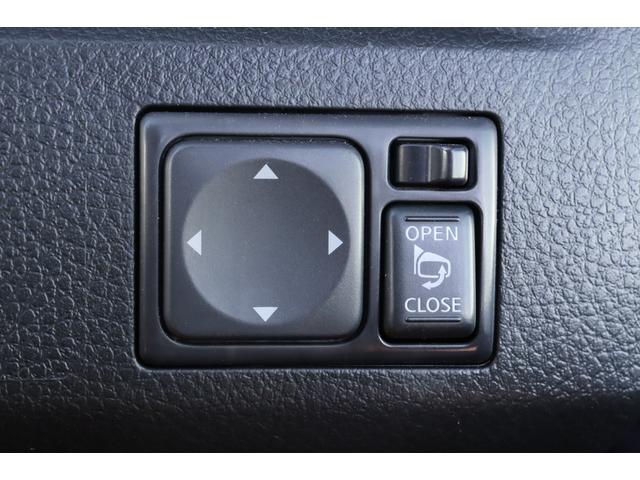 ランディ ２．０Ｘ　Ｓ－ハイブリッド　保証付　車検整備付　社外ＡＷ　クルーズコントロール　スマートキ―　Ｐスタート　盗難防止システム　電格ミラー　オートライト　３列シート（24枚目）