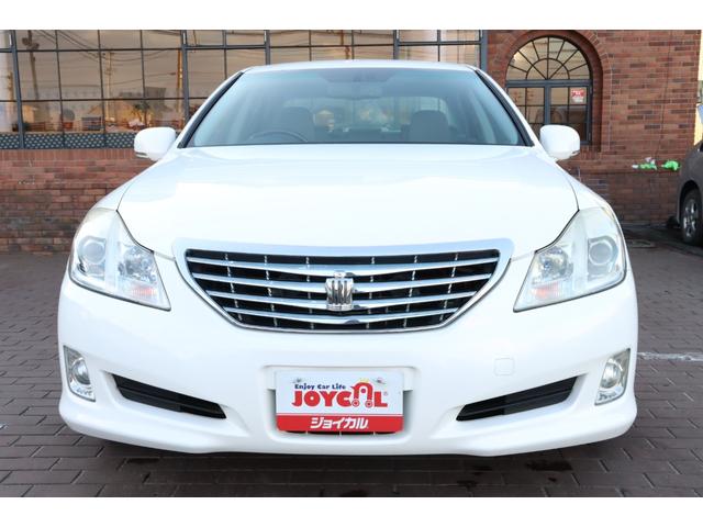 クラウン ロイヤルサルーン 保証付車検整備付き ナビ Bカメラ スマートキ― 本革シート パワーシート ETC Pスタート オートライト(3枚目)