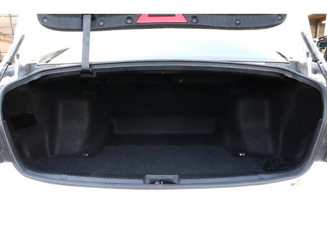 クラウン ロイヤルサルーン 保証付車検整備付き ナビ Bカメラ スマートキ― 本革シート パワーシート ETC Pスタート オートライト(12枚目)