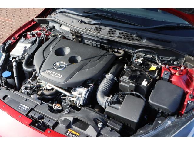 エンジンルームも大変綺麗でコンディションも良好☆