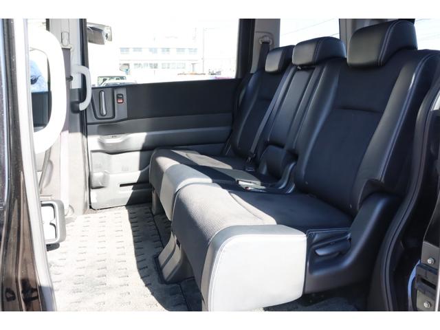 ステップワゴンスパーダ Z クールスピリット 走行距離無制限1年保証 車検整備付 ナビ Bカメラ スマートキ― 両側電動スライドドア 純正AW オートライト ETC(12枚目)