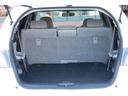 ２４０　３ヵ月３千Ｋ保証　車検整備付き　ＰＵＳＨスタート　スマートキ―　オートライト　電動格納ミラー　３列シート（16枚目）