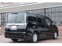 ヴォクシー Ｘ　走行距離無制限　１年保証　車検整備付き　ナビ　ＴＶ　Ｂカメラ　両側電動スライドドア　ＬＥＤヘッドライト　キーレス　ＥＴＣ　３列シート　ウォークスルー（5枚目）