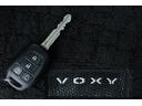 Ｘ　走行距離無制限　１年保証　車検整備付き　ナビ　ＴＶ　Ｂカメラ　両側電動スライドドア　ＬＥＤヘッドライト　キーレス　ＥＴＣ　３列シート　ウォークスルー（32枚目）
