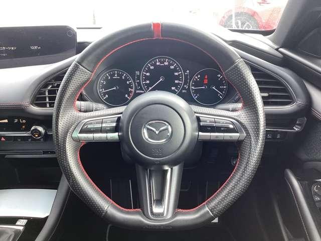 ＭＡＺＤＡ３ファストバック ２０Ｓブラックトーンエディション　６速ＭＴ　ローダウンサス　ＢＯＳＥ　３６０°モニター（8枚目）