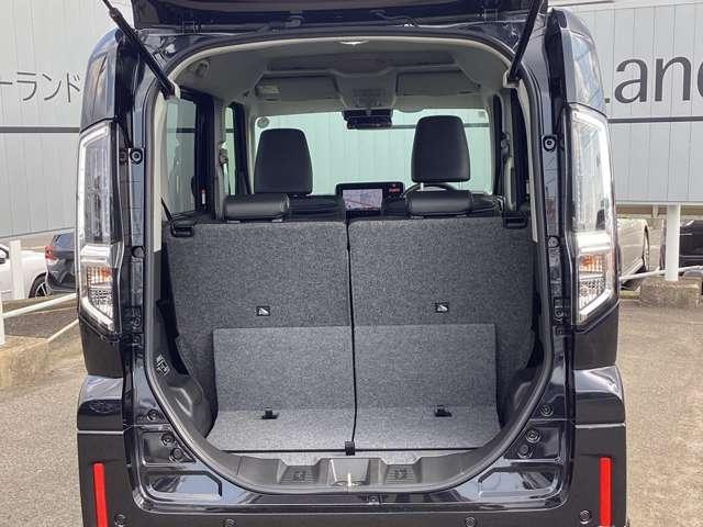 【ラゲッジスペース】