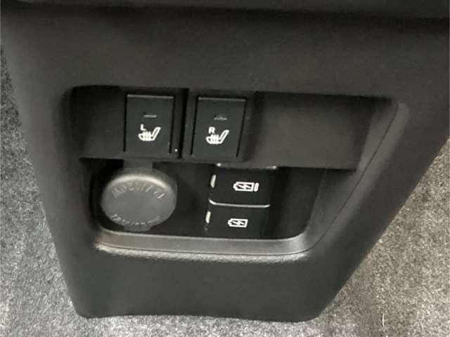 【マツダの軽ＳＵＶ・フレアクロスオーバー】