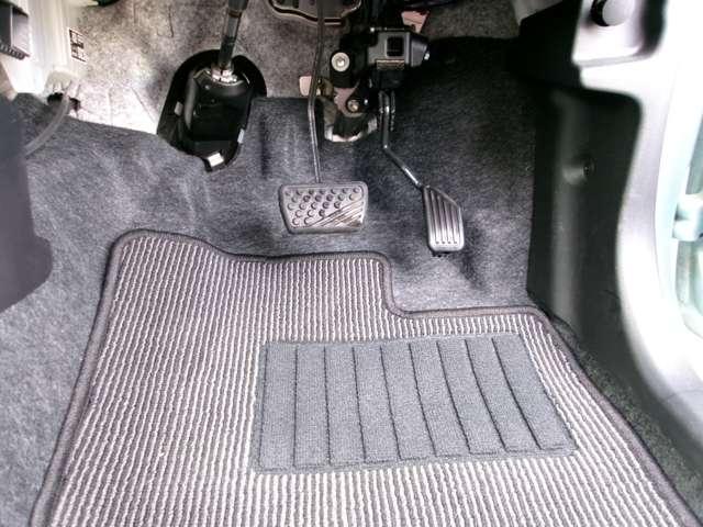 ミライース ６６０　Ｘ　リミテッド　ＳＡＩＩＩ　４ＷＤ　ナビ　ＥＴＣ２．０　衝突被害軽減ブレーキ（18枚目）