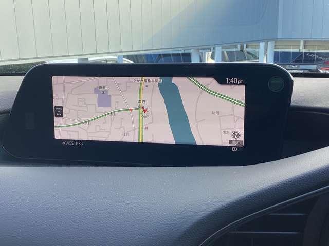 �y�}�c�_�R�l�N�g�z�@�@�I�[�f�B�I����A�ԗ������A�i�r�ē��ȂǁA�����I�Ƀ��j�^�[�ł��錩�₷���T�C�Y�̃f�B�X�v���C�ł��B