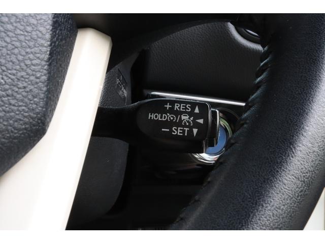 プリウス Ｓ　４ＷＤ　車検整備付　１年保証付　走行距離無制限　スマートキー　クルーズコントロール　ＥＴＣ　オートライト　電格ミラー　フォグランプ　ナビ　ＣＤ　ＤＶＤ再生　Ｂカメラ（30枚目）