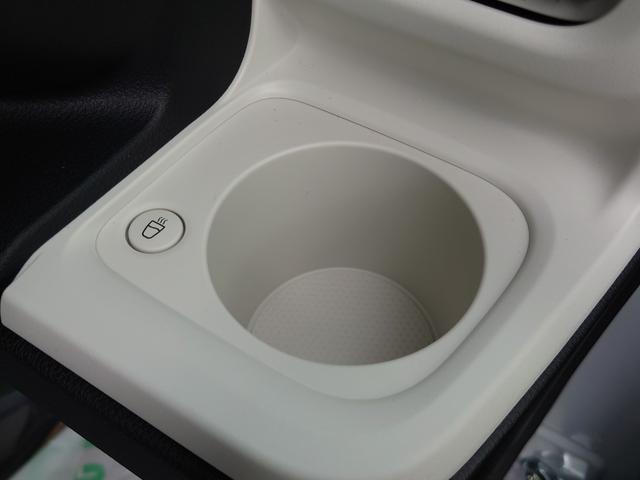 ムーヴキャンバス ストライプスＧ　４ＷＤ　バックカメラ　両側電動スライドドア　ＴＶ　クリアランスソナー　衝突被害軽減システム　ＬＥＤヘッドランプ　スマートキー　アイドリングストップ　シートヒーター　ベンチシート　ＣＶＴ（13枚目）
