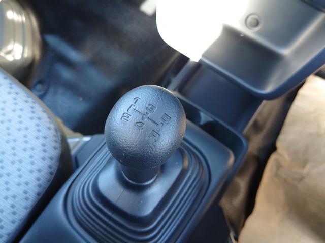 キャリイトラック ＫＣエアコン・パワステ農繁仕様　４ＷＤ　軽トラック　ＭＴ　衝突被害軽減システム　クリアランスソナー　レーンアシスト　キーレスエントリー　アイドリングストップ　ＥＳＣ　エアコン　パワーウィンドウ　運転席エアバッグ　助手席エアバッグ（7枚目）