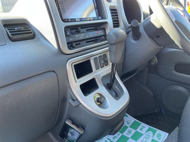 サンバーバン ＶＣターボ　ハイルーフ　禁煙車　純正ナビ　フルセグＴＶ　ＥＴＣ　リヤ分割式シート　電動格納ミラー　プライバシーガラス（11枚目）