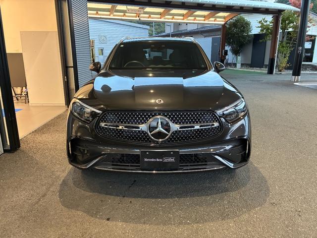 ＧＬＣ ＧＬＣ３５０ｅ　４Ｍポーツ　エディションスター　ＧＬＣ３５０ｅ　４ＭＡＴＩＣスポーツ　エディションスター／パノラミックスライディングルーフ／ＡＭＧレザーエクスクルーシブパッケージ／ＭＰ２０２５０１／メモリー付きパワーシート（2枚目）